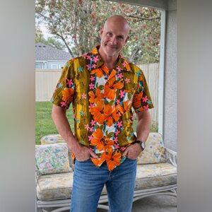 Vintage Royal Hawaiian Aloha Shirt Made in Hawaii Tropical Button Up Men’s M L